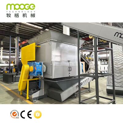 Swing-Arm Shredder for Plastic Waste and Thick Materials Recycling